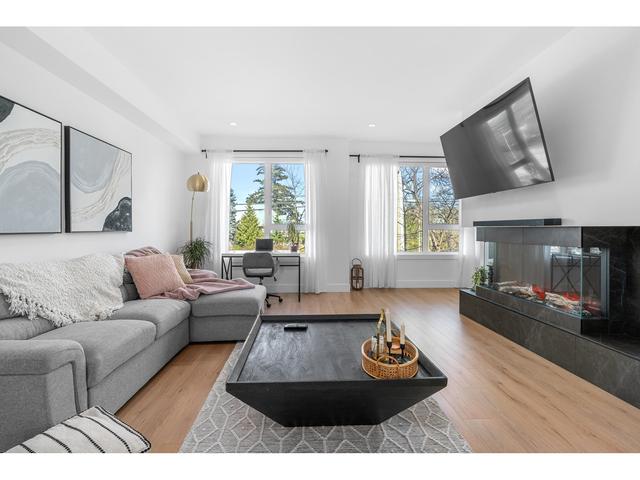 26 - 15030 28 Avenue, House attached with 4 bedrooms, 4 bathrooms and 2 parking in Surrey BC | Image 4