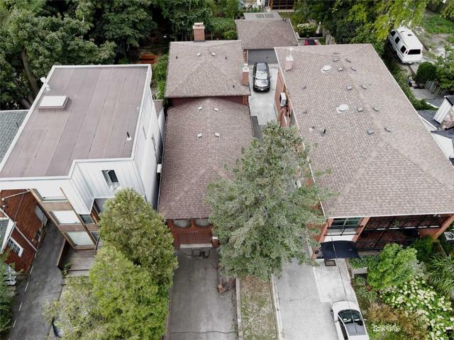 294 Winona Dr, House detached with 3 bedrooms, 2 bathrooms and 3 parking in Toronto ON | Image 39