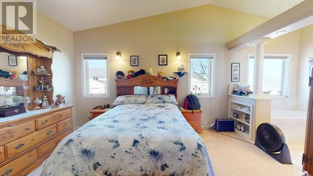 9000 111 Avenue, House detached with 4 bedrooms, 3 bathrooms and null parking in Fort St. John BC | Image 19