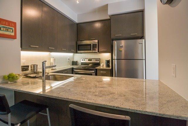 Th 11 - 370 Square One Dr, Townhouse with 3 bedrooms, 3 bathrooms and 1 parking in Mississauga ON | Image 7