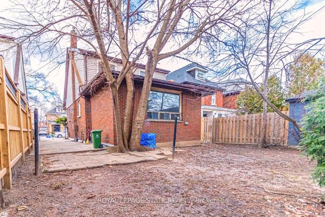 83 Ottawa St S, House detached with 3 bedrooms, 2 bathrooms and 2 parking in Hamilton ON | Image 27