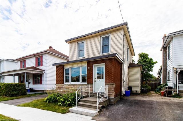 152 Kent Street N, House detached with 3 bedrooms, 1 bathrooms and 1 parking in Norfolk County ON | Image 1