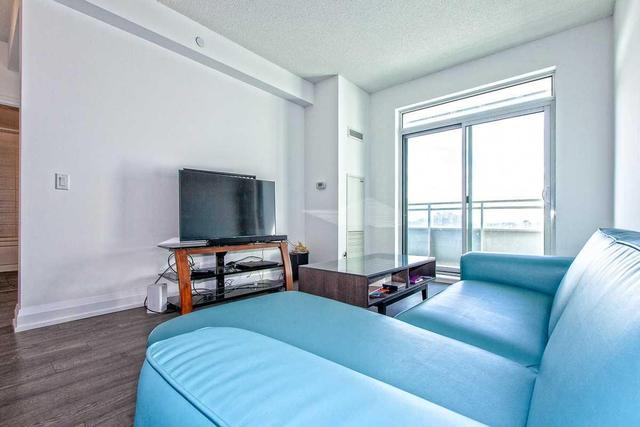 1404 - 7890 Bathurst St, Condo with 2 bedrooms, 2 bathrooms and 1 parking in Vaughan ON | Image 11