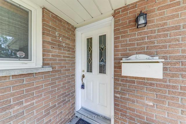 646 Gibb St, House detached with 3 bedrooms, 2 bathrooms and 3 parking in Oshawa ON | Image 29