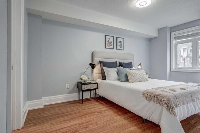 36 - 30 Turntable Cres, Townhouse with 2 bedrooms, 1 bathrooms and 1 parking in Toronto ON | Image 6