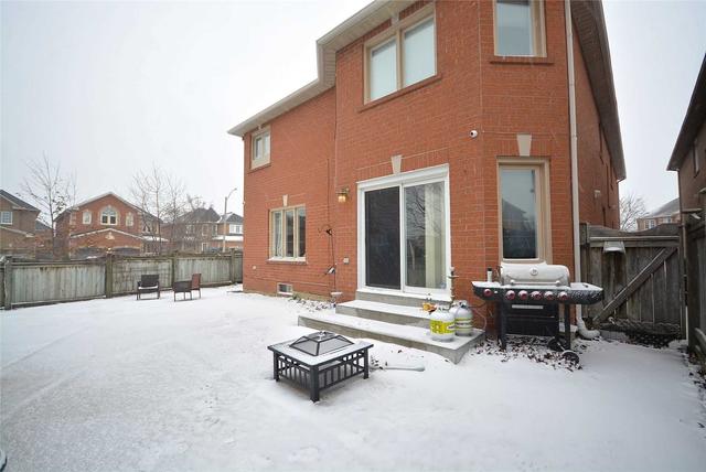 21 Baccarat Cres, House detached with 5 bedrooms, 4 bathrooms and 6 parking in Brampton ON | Image 31