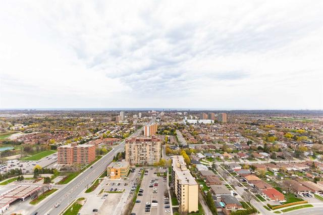 3703 - 3515 Kariya Dr, Condo with 3 bedrooms, 2 bathrooms and 2 parking in Mississauga ON | Image 15