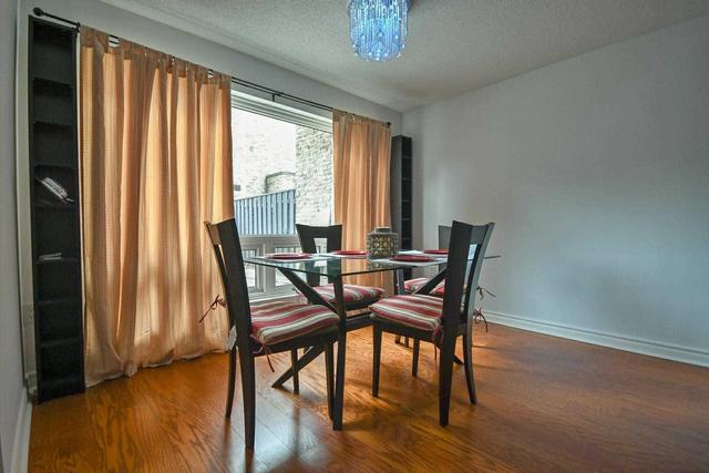 87 - 140 Ling Rd, Townhouse with 3 bedrooms, 2 bathrooms and 1 parking in Toronto ON | Image 7