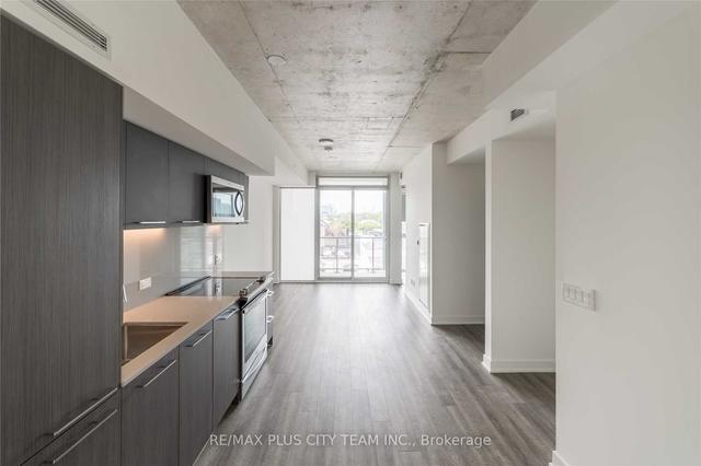 411 - 25 Baseball Pl, Condo with 1 bedrooms, 1 bathrooms and 0 parking in Toronto ON | Image 4