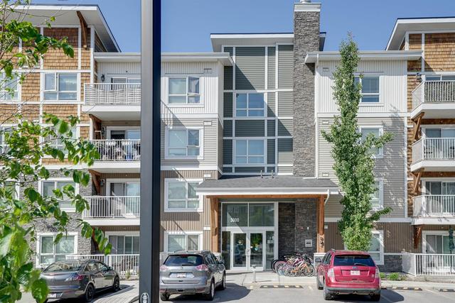 3401 - 302 Skyview Ranch Drive Ne, Condo with 2 bedrooms, 2 bathrooms and 2 parking in Calgary AB | Image 3