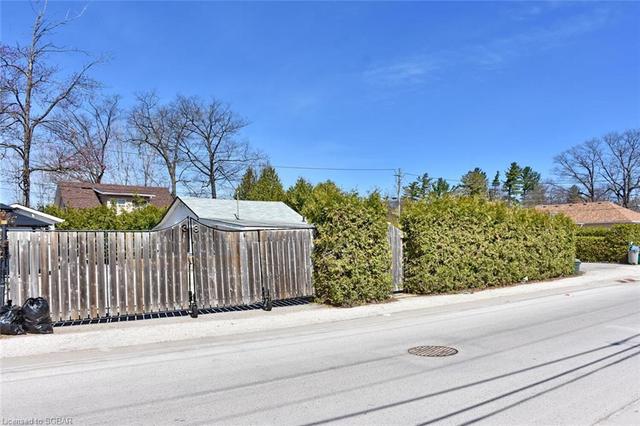 38 Glenwood Drive, House detached with 2 bedrooms, 1 bathrooms and 5 parking in Wasaga Beach ON | Image 12