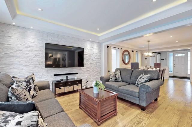 19 Hiram Johnson Rd, House detached with 3 bedrooms, 4 bathrooms and 6 parking in Whitchurch Stouffville ON | Image 36