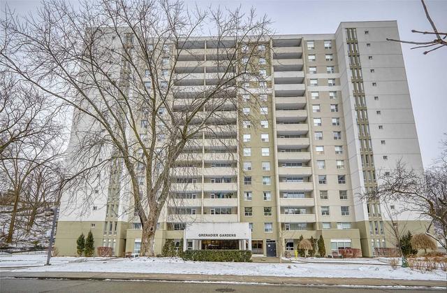 305 - 65 Southport St, Condo with 2 bedrooms, 2 bathrooms and 1 parking in Toronto ON | Image 12