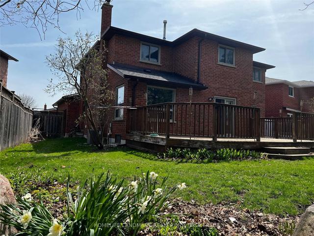 43 Doris Cres, House detached with 4 bedrooms, 3 bathrooms and 6 parking in Newmarket ON | Image 11