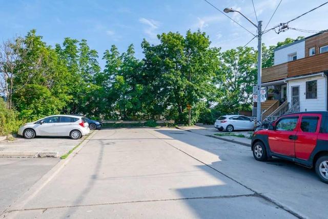 Unit 1 - 2A Fort Rouille St, House detached with 1 bedrooms, 1 bathrooms and 1 parking in Toronto ON | Image 13
