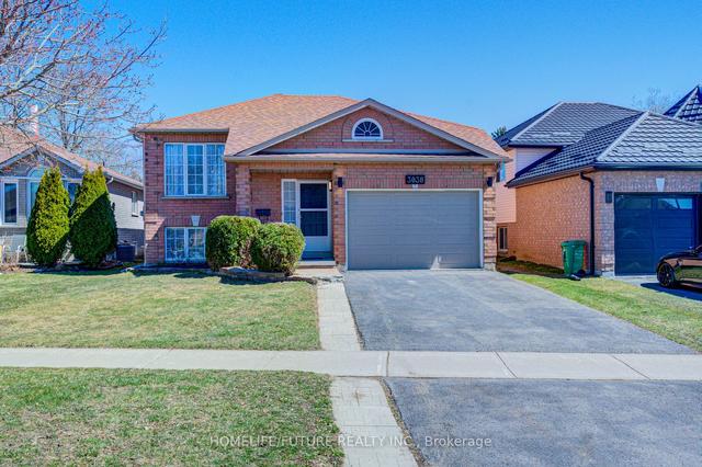 3038 Westridge Blvd, House detached with 3 bedrooms, 2 bathrooms and 5 parking in Peterborough ON | Image 1