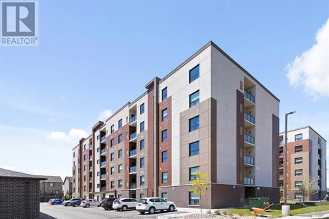 303 - 728 Brownstone, Condo with 2 bedrooms, 2 bathrooms and null parking in Tecumseh ON | Card Image