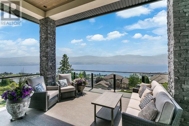 1296 Menu Road, House detached with 4 bedrooms, 3 bathrooms and 8 parking in West Kelowna BC | Image 13