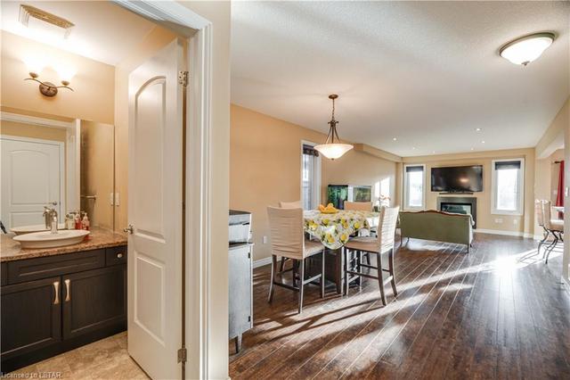 6861 Vallas Circle, House detached with 4 bedrooms, 2 bathrooms and 3 parking in London ON | Image 45