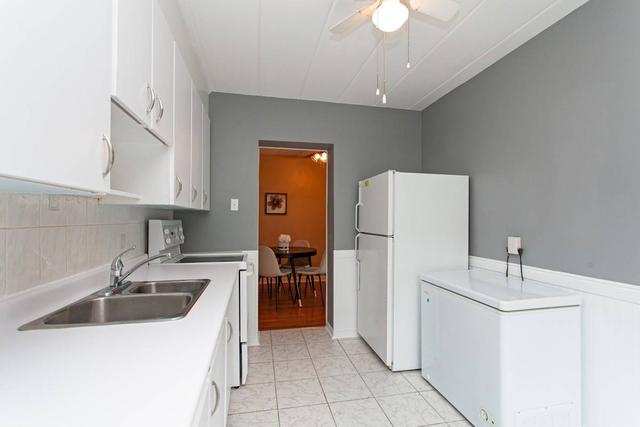 7 - 2422 New St, Condo with 2 bedrooms, 1 bathrooms and 1 parking in Burlington ON | Image 10
