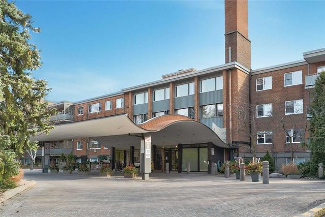 902 - 21 Dale Avenue Ave N, Condo with 3 bedrooms, 2 bathrooms and 0 parking in Toronto ON | Image 1