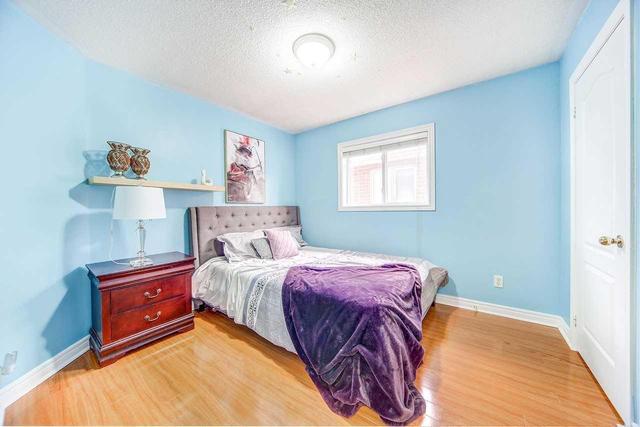 92 Harty Cres, House detached with 4 bedrooms, 4 bathrooms and 4 parking in Ajax ON | Image 16