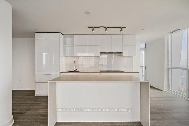 5103 - 1 Yorkville Ave, Condo with 2 bedrooms, 3 bathrooms and 2 parking in Toronto ON | Image 39