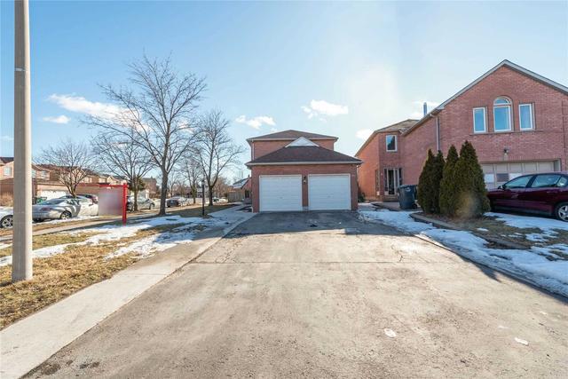 86 Nuffield St, House detached with 4 bedrooms, 3 bathrooms and 6 parking in Brampton ON | Image 23