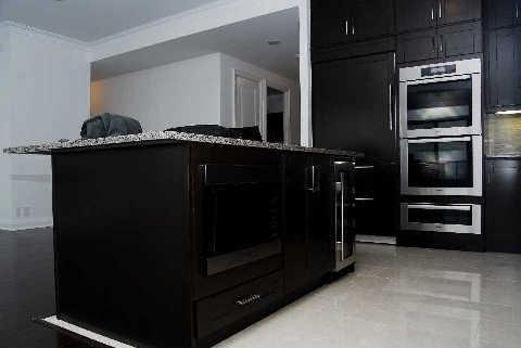 ph5501 - 60 Absolute Ave, Condo with 3 bedrooms, 3 bathrooms and 3 parking in Mississauga ON | Image 6