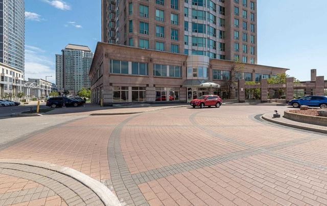 1609 - 8 Lee Centre Dr, Condo with 4 bedrooms, 3 bathrooms and 2 parking in Toronto ON | Image 34