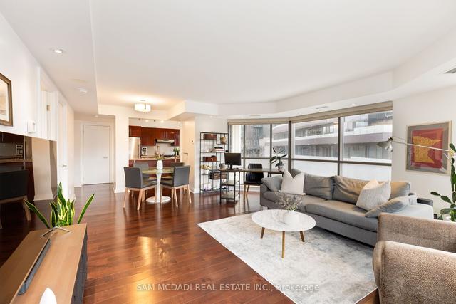 411 - 3 Mcalpine St, Condo with 1 bedrooms, 1 bathrooms and 1 parking in Toronto ON | Image 4