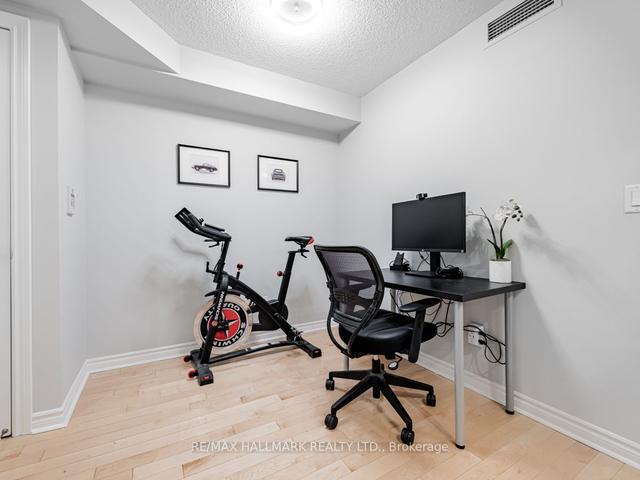 544 - 250 Wellington St W, Condo with 1 bedrooms, 1 bathrooms and 0 parking in Toronto ON | Image 18