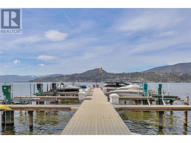 104 - 2900 Abbott Street, House attached with 2 bedrooms, 2 bathrooms and 1 parking in Kelowna BC | Image 31