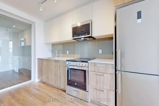 615 - 1787 St. Clair Ave W, Condo with 2 bedrooms, 1 bathrooms and 0 parking in Toronto ON | Image 4