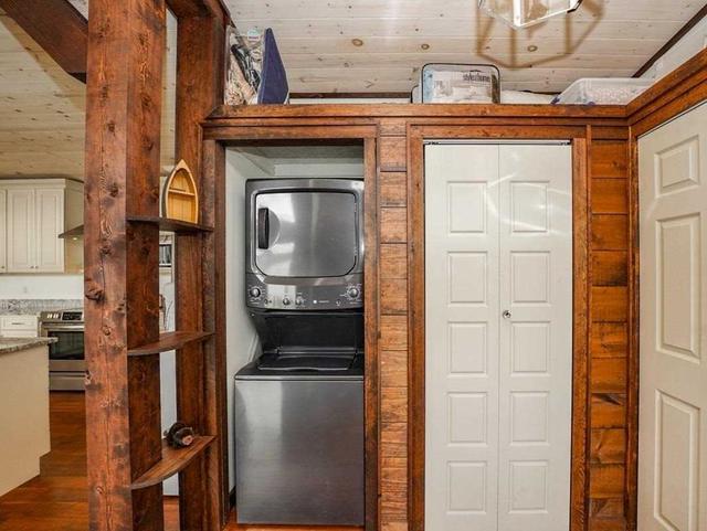 1083 Riverside Dr, House detached with 2 bedrooms, 1 bathrooms and 4 parking in Parry Sound, Unorganized, Centre Part ON | Image 27