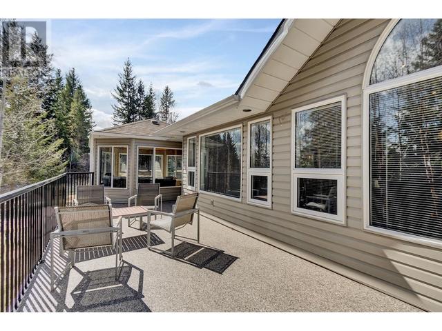 2274 Sadler Drive, House detached with 4 bedrooms, 3 bathrooms and null parking in Prince George BC | Image 36