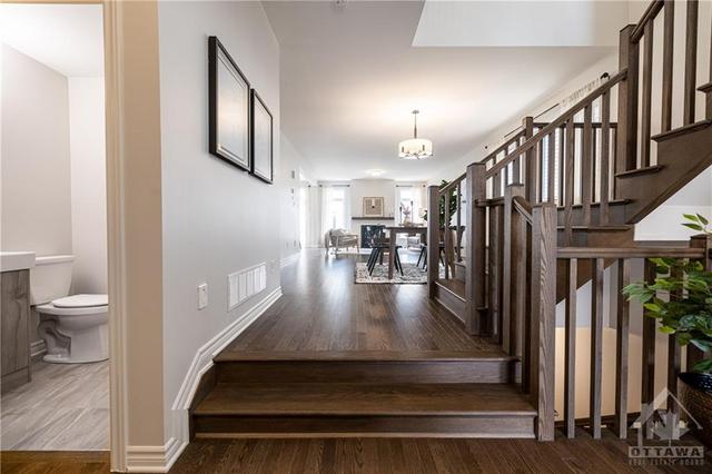 961 Beckton Heights, House detached with 4 bedrooms, 4 bathrooms and 6 parking in Ottawa ON | Image 3