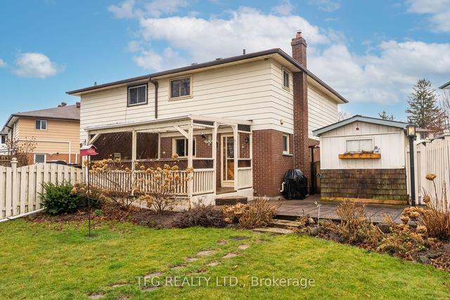 242 Tamarack Crt, House semidetached with 3 bedrooms, 3 bathrooms and 3 parking in Oshawa ON | Image 29