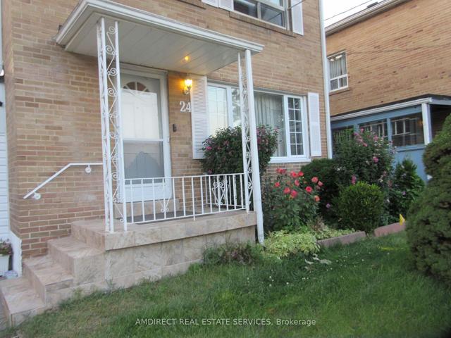 24 Fern Ave, House detached with 3 bedrooms, 2 bathrooms and 2 parking in Toronto ON | Image 28