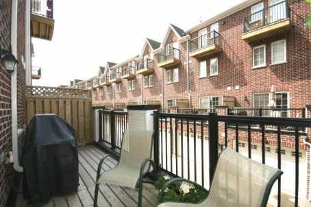 th114 - 107 The Queensway, Townhouse with 3 bedrooms, 4 bathrooms and 2 parking in Toronto ON | Image 9