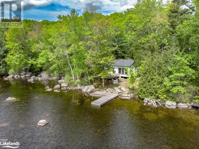1181 Tingey Road N, House detached with 2 bedrooms, 1 bathrooms and 5 parking in Bracebridge ON | Card Image