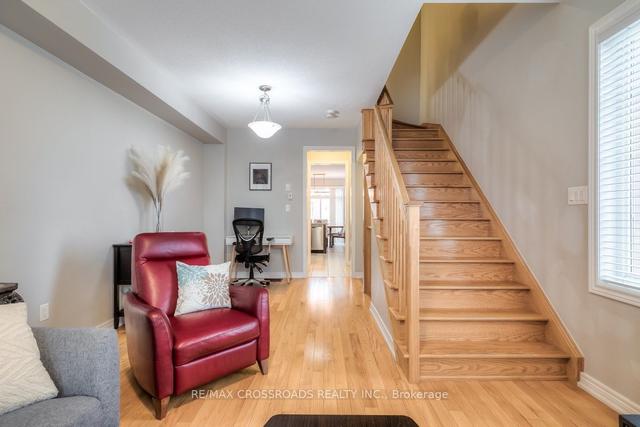 84 Lily Cup Ave, House attached with 3 bedrooms, 3 bathrooms and 2 parking in Toronto ON | Image 5