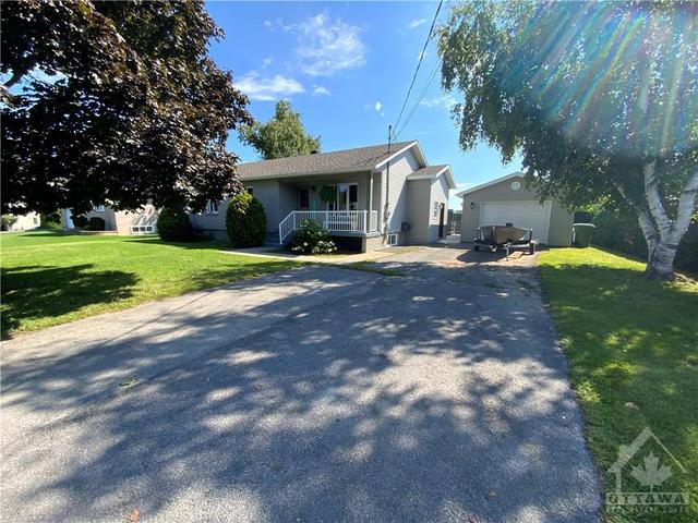 171 Eliza Street, House detached with 4 bedrooms, 2 bathrooms and 5 parking in Champlain ON | Card Image