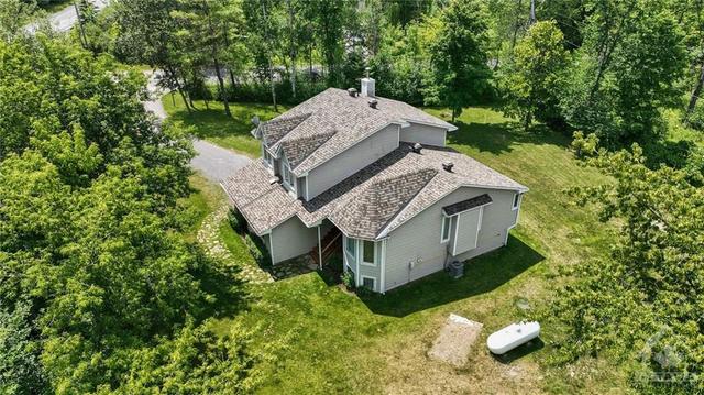98 Tall Forest Drive, House detached with 3 bedrooms, 3 bathrooms and 6 parking in Ottawa ON | Image 24