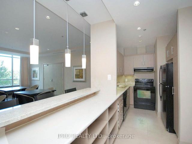 1203 - 3515 Kariya Dr, Condo with 1 bedrooms, 1 bathrooms and 1 parking in Mississauga ON | Image 7