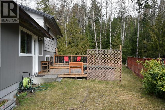 630 Dogwood Dr, House detached with 4 bedrooms, 2 bathrooms and 2 parking in Gold River BC | Image 33
