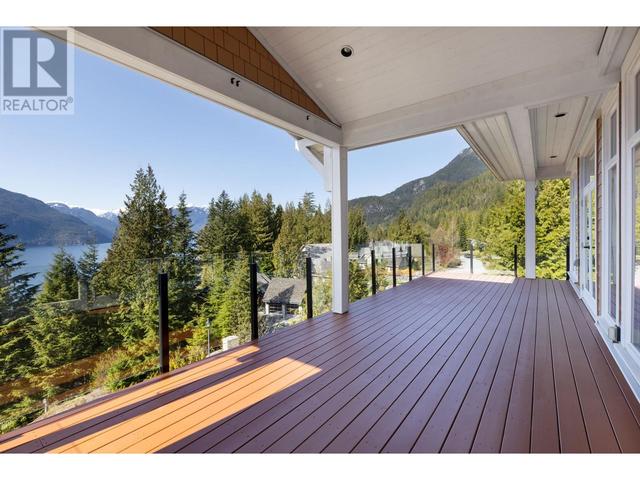 40 Salal Court, House detached with 5 bedrooms, 6 bathrooms and 6 parking in Squamish Lillooet D BC | Image 7
