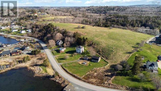 688 Mason Beach Road, House detached with 8 bedrooms, 1 bathrooms and null parking in Lunenburg MD NS | Image 20