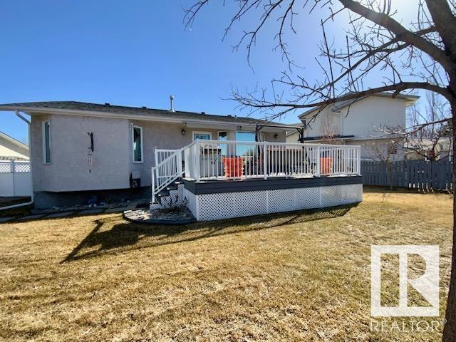 212 Norwood Co, House detached with 6 bedrooms, 3 bathrooms and null parking in Wetaskiwin AB | Image 38
