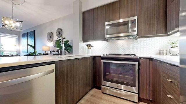 410 - 65 Oneida Cres, Condo with 1 bedrooms, 1 bathrooms and 1 parking in Richmond Hill ON | Image 5
